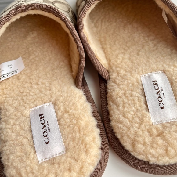 BNWT COACH Jacquard Slippers / Slides Size 8 - Picture 7 of 10